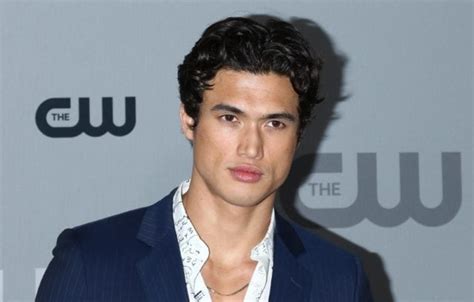 charles melton gay|Charles Melton: Beziehung, Vermögen, Größe, Tattoo, Herkunft